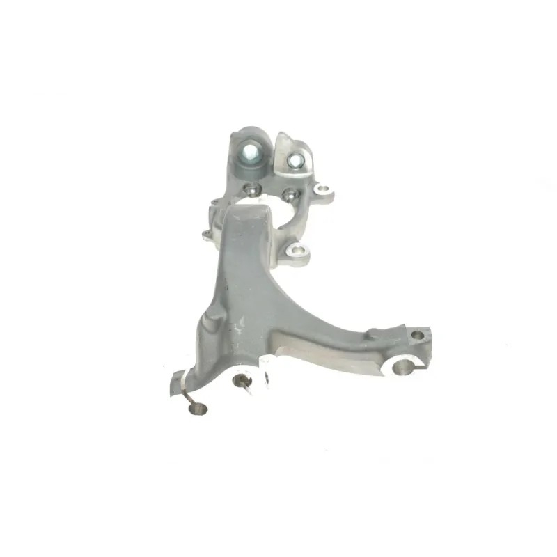 Кулак поворотний (цапфа) Audi A4 00-08 (L) (передня)