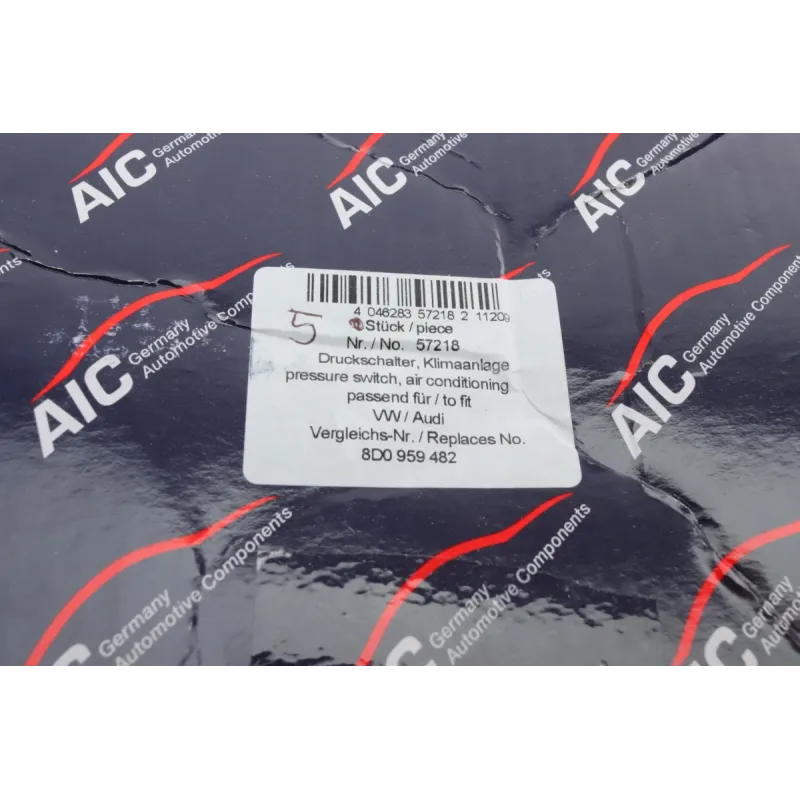 Клапан компресора кондиціонера VW Passat/Audi A4/A6 1.6-4.2 94-05