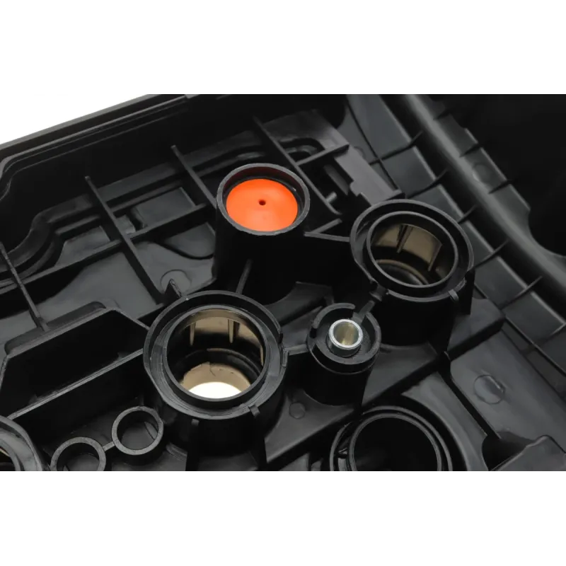 Кришка клапанів Citroen C4/C5 1.6THP 08-/Peugeot 207/308/508 1.6 06- (з прокладкою)