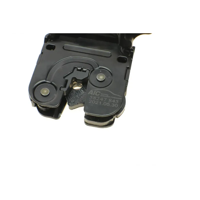 Замок кришки багажника Audi A3/A4/A6/A8 03-12