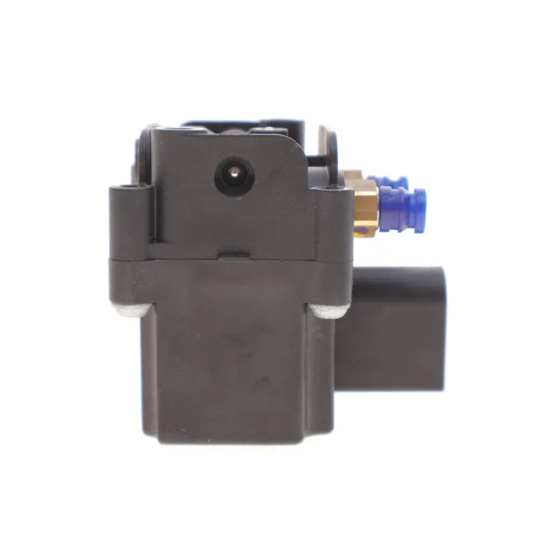 Клапан пневмопідвіски BMW 7 (F01/F02/F03/F04) 08-15/5 (F07/F11) 12-17 N47/N57N52/N55/N63