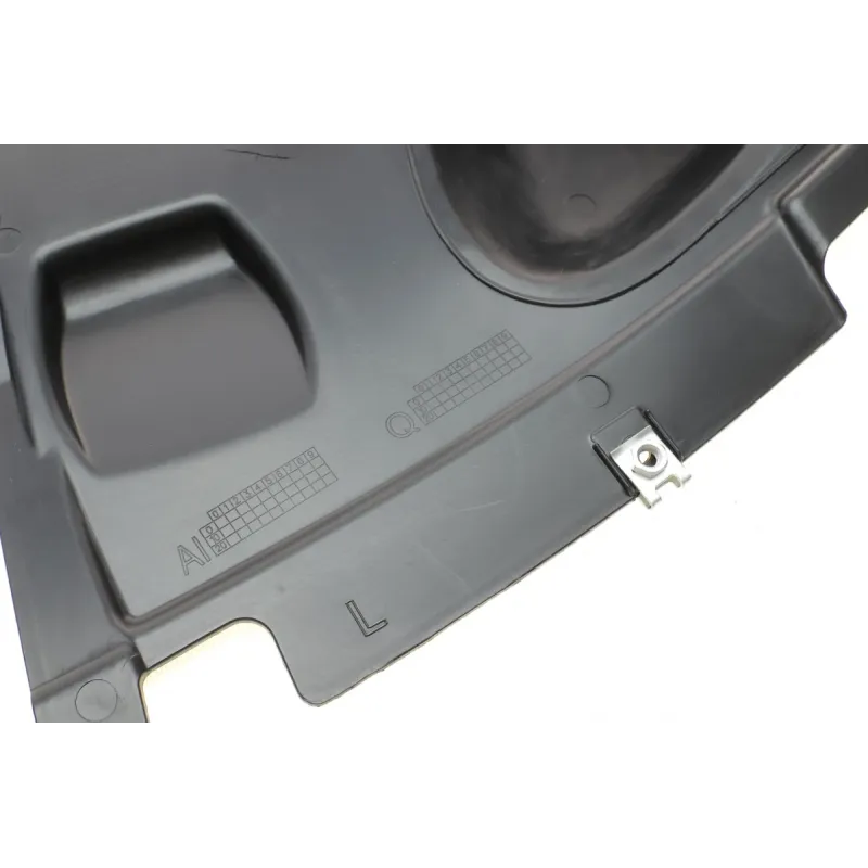 Підкрилок передній лівий AUTOTECHTEILE 700 5172 для BMW 3 (F30) 2011-2018