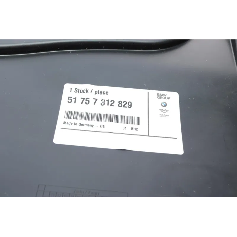 Підкрилок (передній/передня частина) BMW 5 (F10) 10-17 (L)