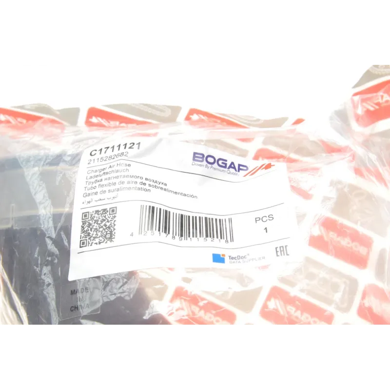 Патрубок інтеркулера BOGAP C1711121 для Mercedes-Benz E-Class W211 3.0CDI 2005-2008