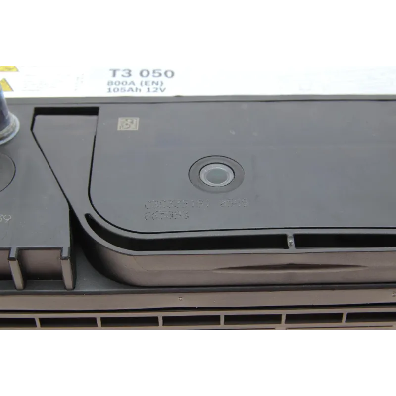 Акумулятор BOSCH 0 092 T30 500 105Ah/800A для John Deere 7700, Land Rover Defender, Range Rover II