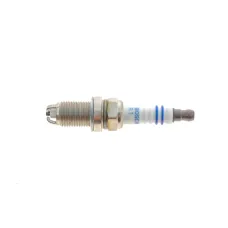 Свічка запалювання BOSCH 0 241 235 752 для Volkswagen T4, Audi A6, Renault Kangoo, 1.0 мм
