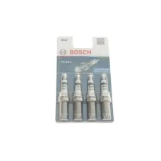 Свічка запалювання BOSCH 0 242 232 815 для Peugeot Expert/Partner 1.6/2.0i 2000-, комплект 4 шт
