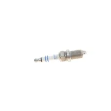 Свічка запалювання BOSCH 0 242 235 912 для Renault Kangoo/Laguna II/Megane II 1.4-1.6 1997-, комплект 4 шт