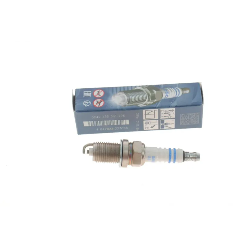 Свічка запалювання BOSCH 0 242 236 541 для Nissan Primera P11 1999-2002 2.0 16V, 1.1 мм
