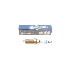Свічка запалювання BOSCH 0 242 236 593 для Toyota Sequoia, Land Cruiser, Lexus GS 2.7-5.7 2007-