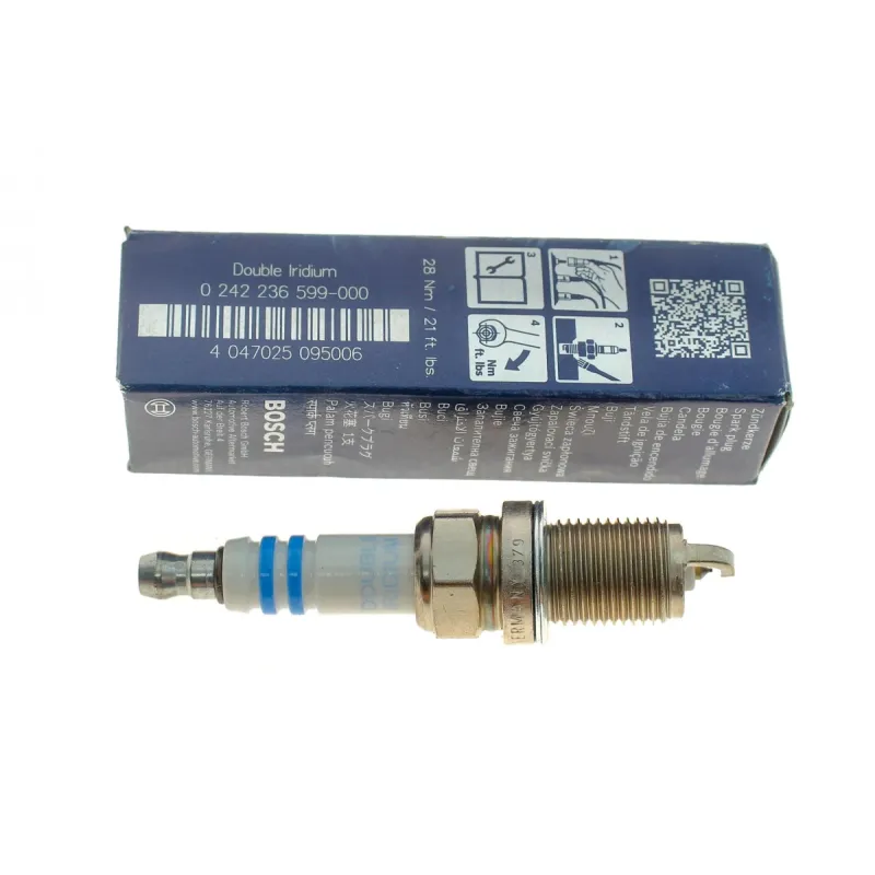 Свічка запалювання BOSCH 0 242 236 599 для Lexus ES/GS/LS, Infiniti J30/M30, 1.1 мм