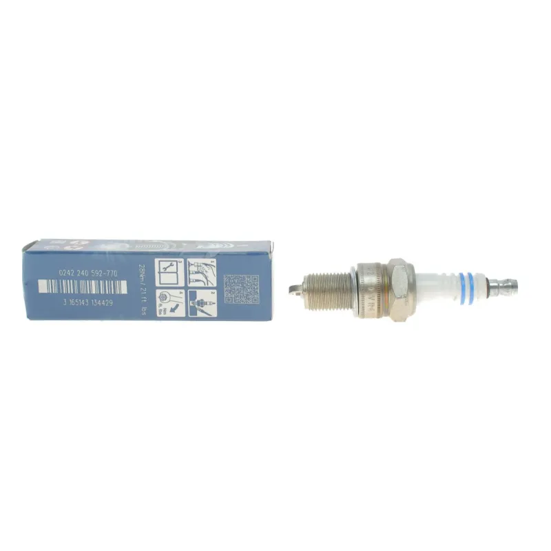 Свічка запалювання BOSCH 0 242 240 592 для Audi 100, Alfa Romeo 145, BMW 3 (E30) 1.8 0.8 мм