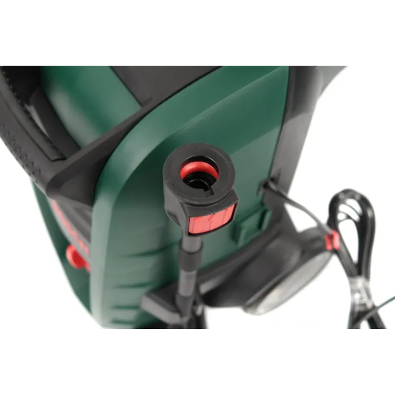 Мийка високого тиску UniversalAquatak 130 (130 Бар/420 л/ч/1700W)
