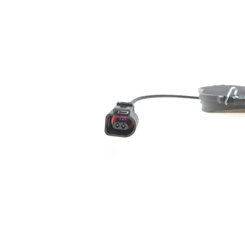 Колодки гальмівні (передні) Audi A3/Skoda Octavia III/VW Passat/Golf 13- (з датчиком)