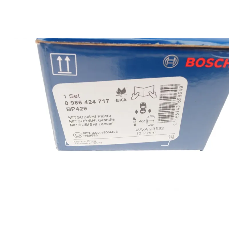 Колодки гальмівні задні BOSCH 0 986 424 717 для Mitsubishi Outlander, Lancer, ASX 2007-2015, 91.1x44.8 мм