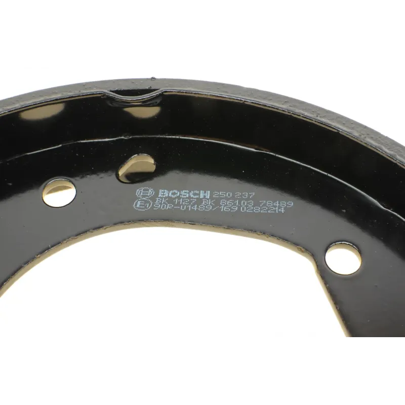 Колодки гальмівні задні BOSCH 0 986 487 668 для Nissan Micra K12, Note E11, Renault Clio III 203.2 мм