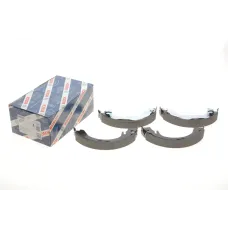 Колодки ручника BOSCH 0 986 487 713 для Toyota Corolla (ZZE12_, NDE12_, ZDE12_) 2002-2006, 172x22 мм