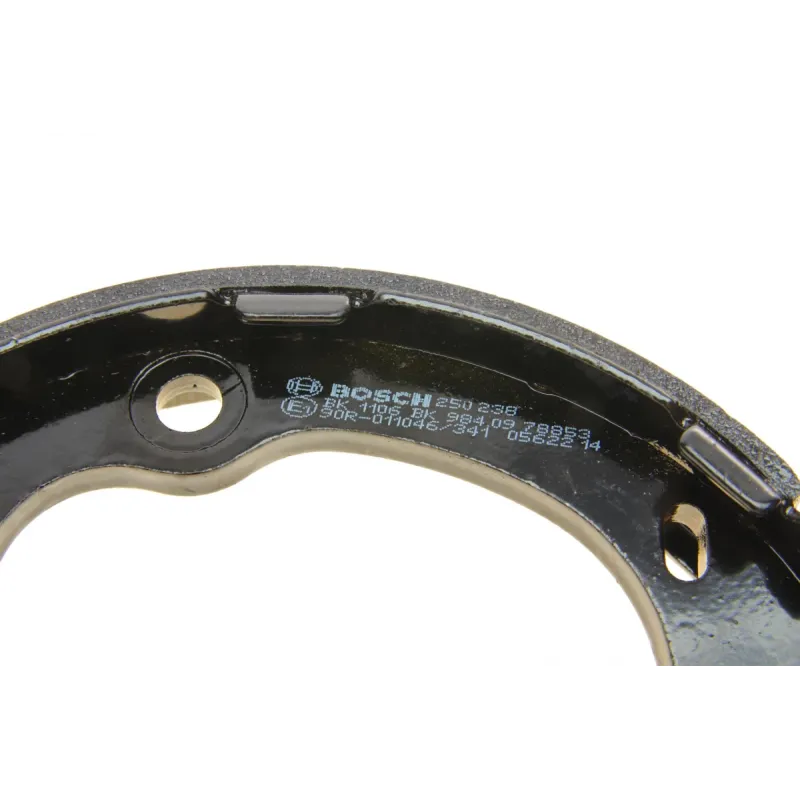 Колодки гальмівні задні BOSCH 0 986 487 777 для Hyundai i30/ix35, Kia Cee'd (барабанні, 167x27 мм)