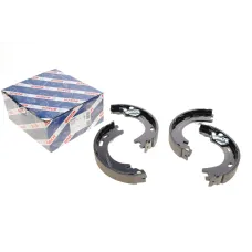 Колодки гальмівні задні BOSCH 0 986 487 793 для Land Rover Discovery IV, Range Rover Sport (210x30 мм)
