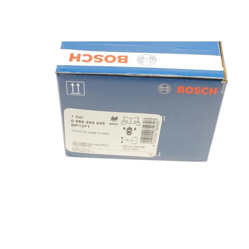 Колодки гальмівні передні BOSCH 0 986 494 449 для Toyota Land Cruiser 200, Lexus LX 2007-, 83.4x143.6 мм