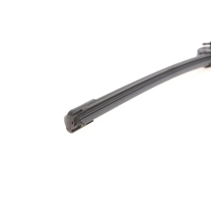 Щітки склоочисника безкаркасні BOSCH 3 397 007 654 для Jaguar S-Type/XJ 600/475 мм з форсункою
