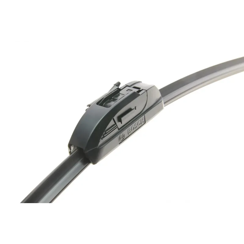 Щітка склоочисника BOSCH 3 397 008 847 безкаркасна з форсункою для Renault Master, Iveco Daily III 600 мм