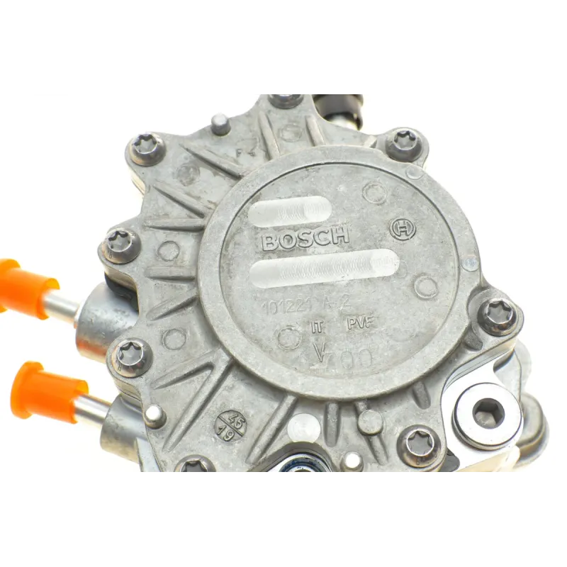 Насос вакуумний BOSCH F 009 D02 804 для Volkswagen Golf V, Passat B6, Audi A3 2.0 TDI 2003-2010