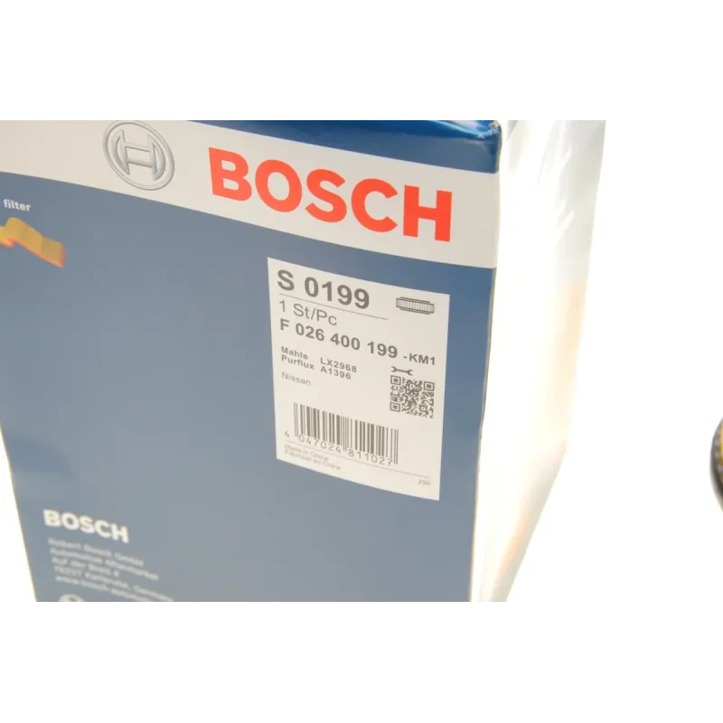 Фільтр повітряний BOSCH F 026 400 199 для Nissan Frontier/Navara NP300 2.5dCi 2008-, 228x145 мм