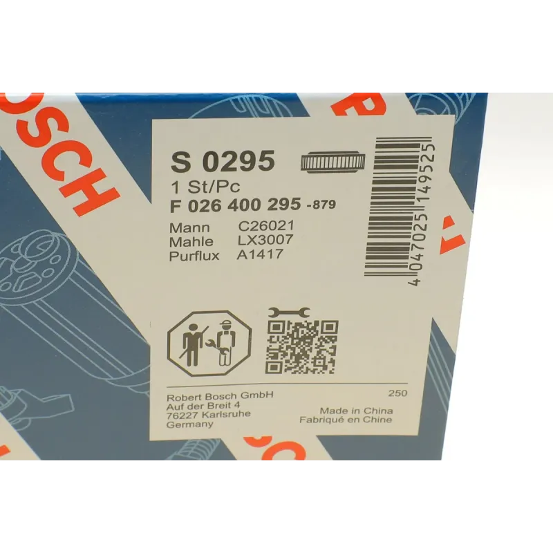 Фільтр повітряний BOSCH F 026 400 295 для Honda CR-V 2.0 i-VTEC 2007-2016, 260x173x43.5 мм