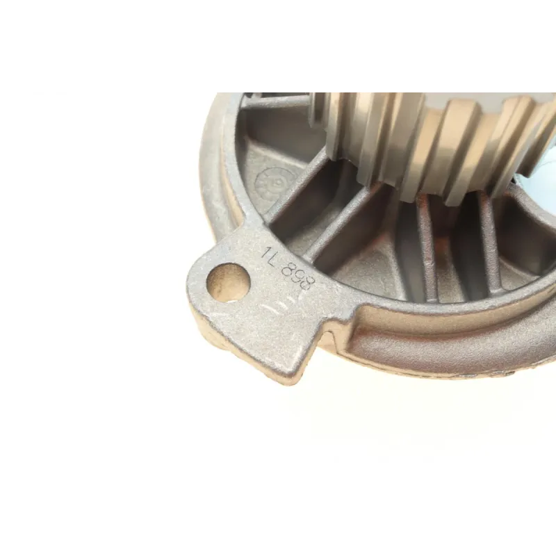 Помпа води Volvo S70/V70/S80/850 2.5TDI 103Kw 95-07 (18z) (R/B) (6 лоп)