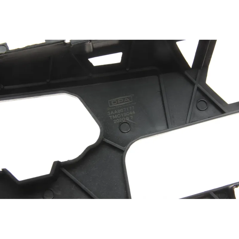 Кронштейн кріплення переднього бампера лівий DPA 88070727302 для Volkswagen Passat B7 2010-2014