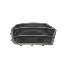Вставка бампера (під протитуманку) Audi Q3 11-18 (L)