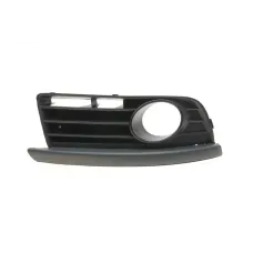 Вставка бампера права DPA 88530063802 для Volkswagen Golf V/VI, Jetta III/IV (з хромом)