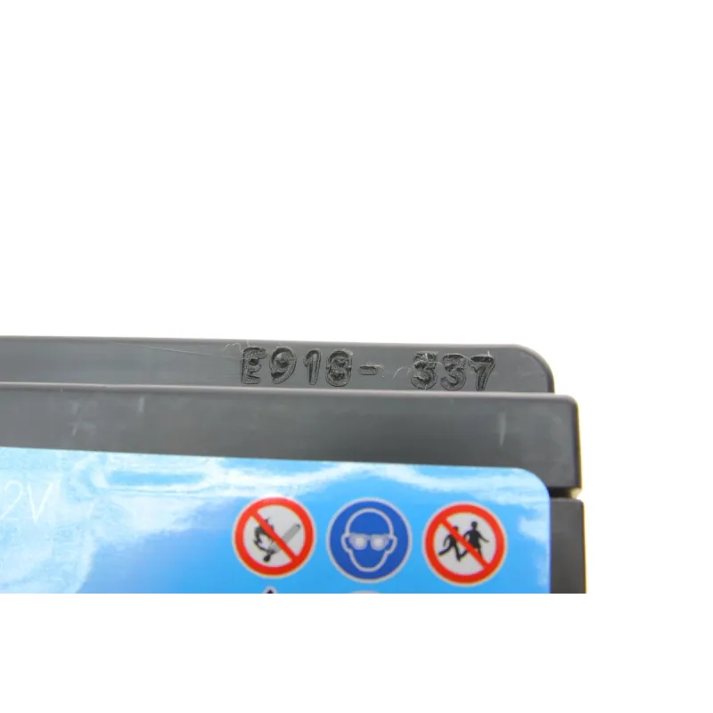Акумулятор EXIDE EK1060 AGM 106Ah/950A (393x175x190) для Audi A4 B8, A6 C8, BMW 5 E60