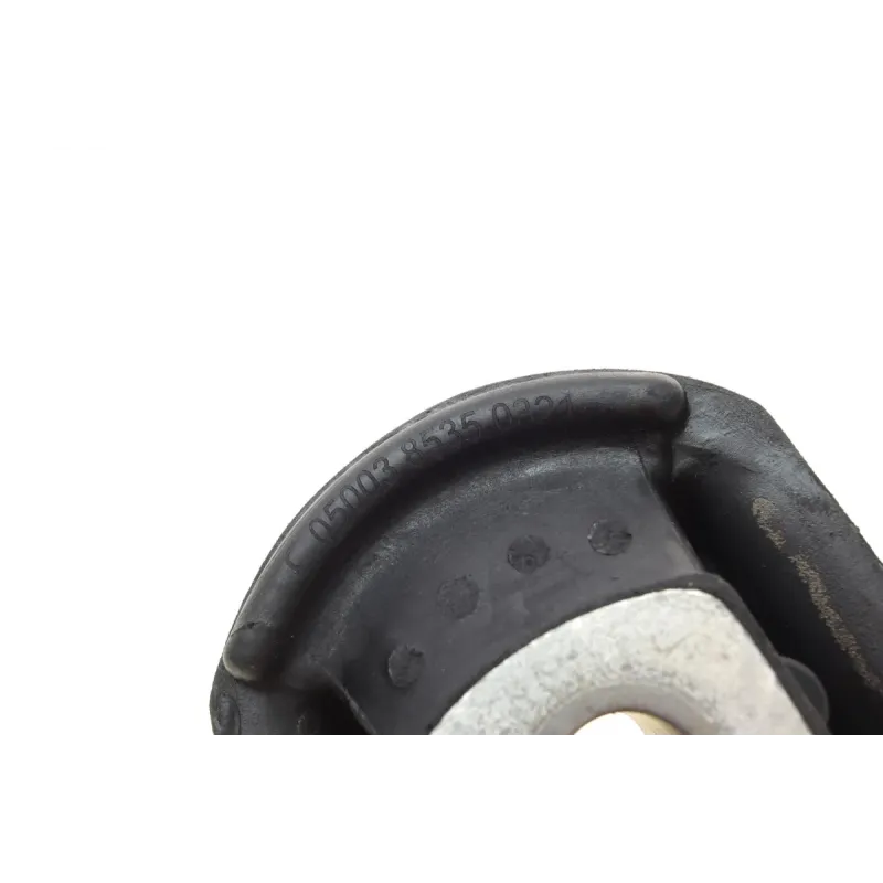 Сайлентблок задньої балки FEBI BILSTEIN 05002 для Mercedes-Benz W123, C123 (1976-1985) з гайками та гвинтами