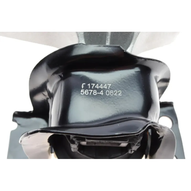 Подушка двигуна права FEBI BILSTEIN 174447 для Dacia Duster 1.5 dCi 2010-