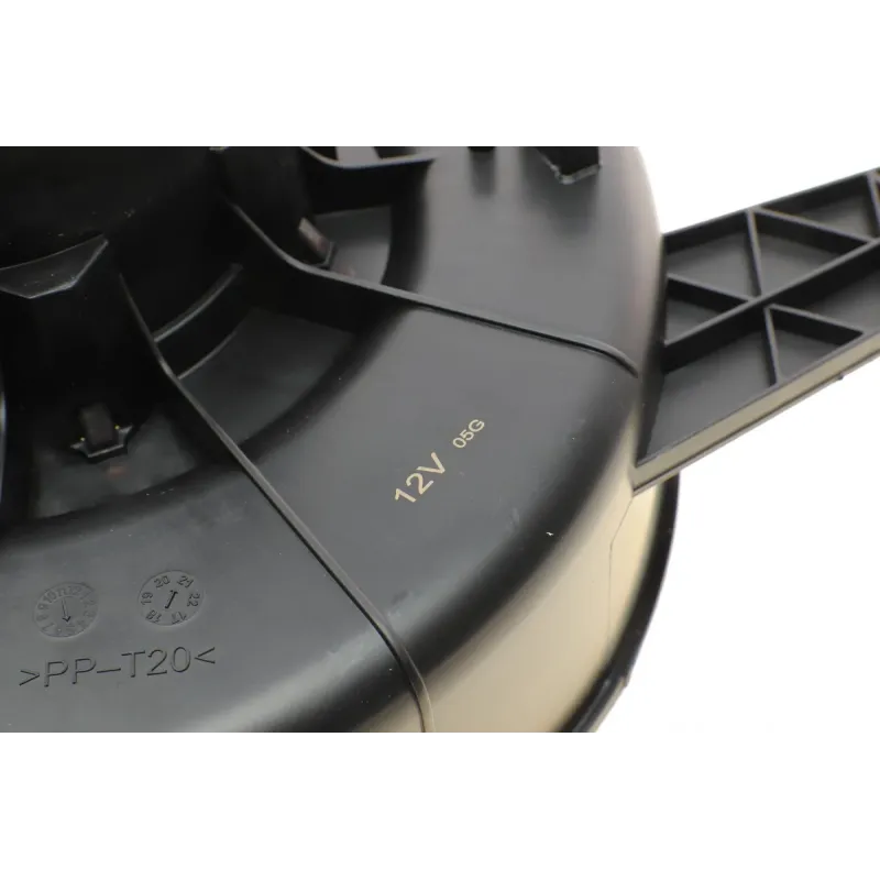 Моторчик пічки FEBI BILSTEIN 27306 для Audi A1, A2, Skoda Fabia, Rapid 12V