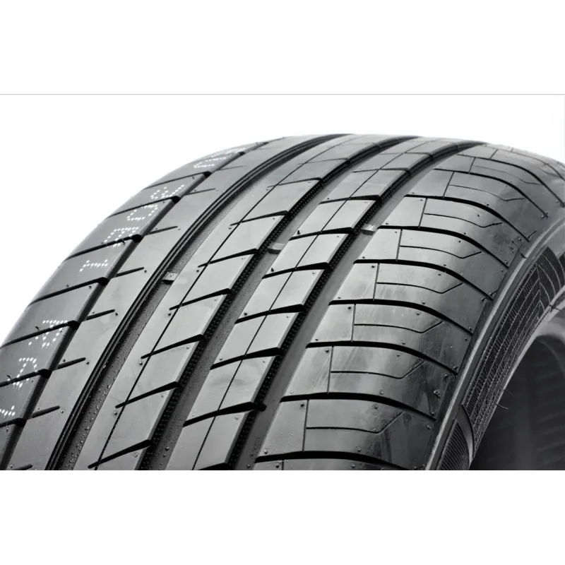 Шина PracticalMax H/P RS26 235/50 R19 XL 103W (літня) Rim Protector