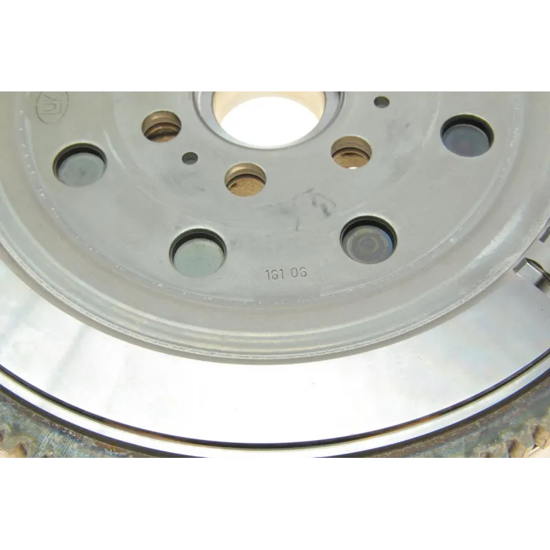 Демпфер зчеплення LuK 415 0241 10 для Opel Astra H, Vectra C 1.9 CDTI 2004-