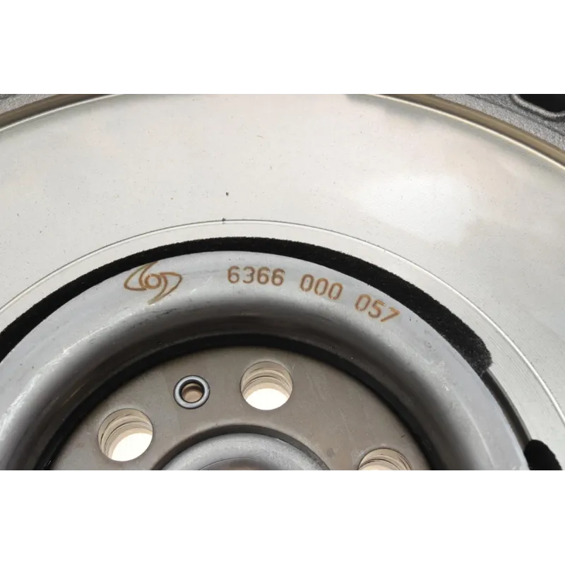 Демпфер зчеплення LuK 415 1004 10 для Ford Focus/Mondeo, Volvo C30/S40/V50/V70 1.8/2.0 2000-