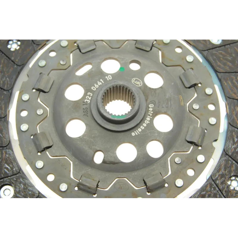 Комплект зчеплення LuK 600 0016 00 з демпфером для VW Caddy, Golf V, Audi A3