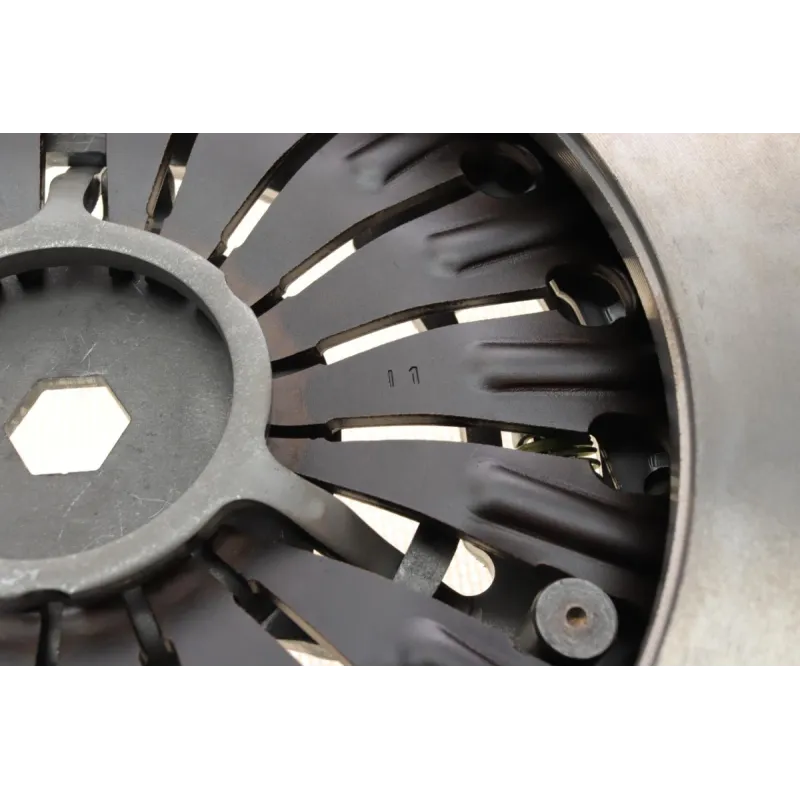 Комплект зчеплення BMW 3 (E90)/5 (E60/F10)/X3 (E83) 04-16, N20/N52/N53/M47