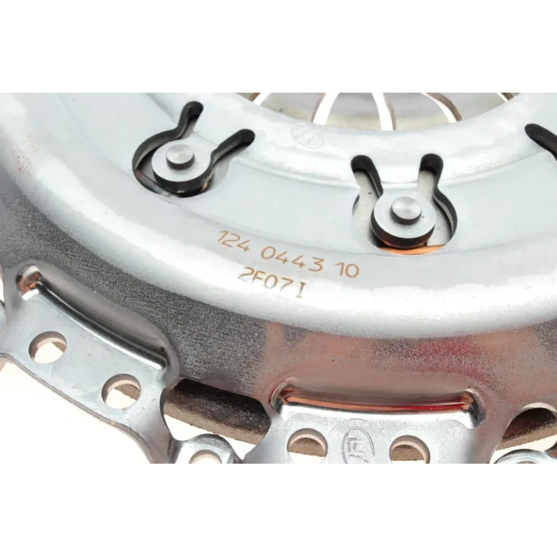 Комплект зчеплення Ford Focus 2.0 04-/Volvo S40/S80 1.8/2.0 04- (d=240mm)