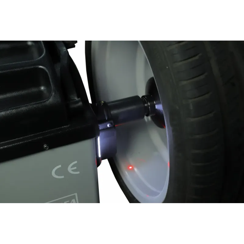 Балансувальний стенд напів автоматичний MAGNETI MARELLI MM-HC1024FA 007935017805 LCD 17