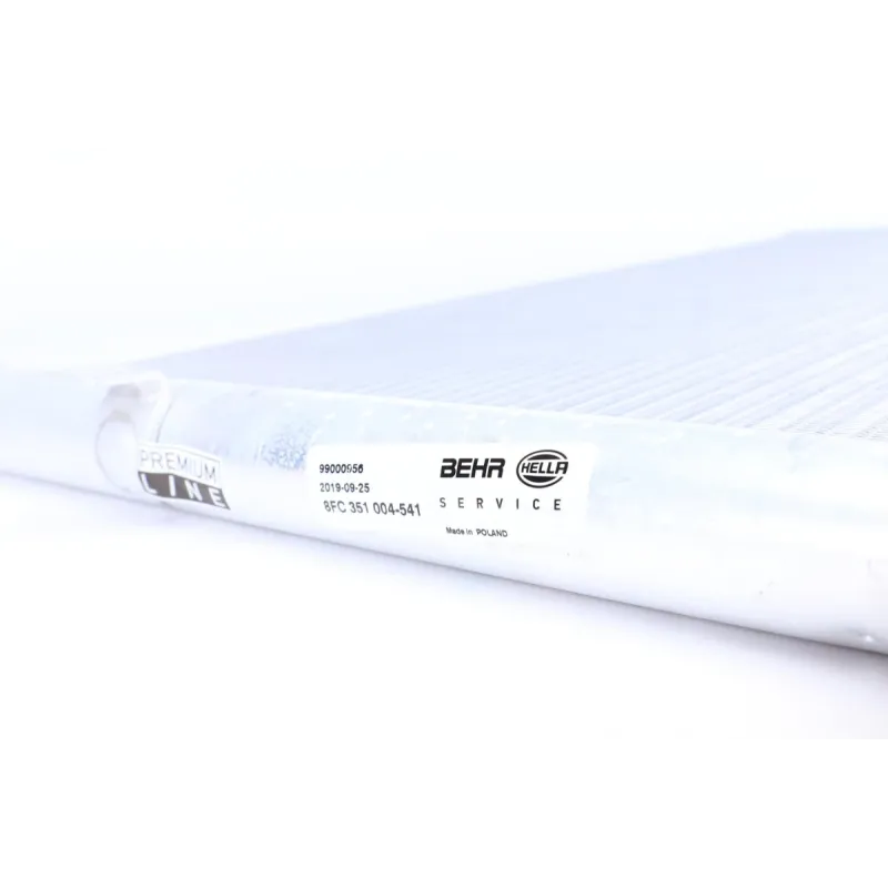 Радіатор кондиціонера MAHLE AC 38 000P для BMW 5 (G30/F90) 520d, 530d 2016-2020, 681x381x12 мм