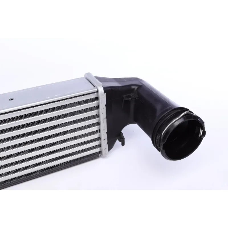 Радіатор інтеркулера MAHLE CI 488 000S для BMW 3 (E46) X3 (E83) 540x127x50 мм