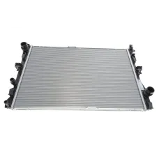 Радіатор охолодження MAHLE CR 2100 000S для Mercedes-Benz C-Class (W205) E-Class (W213) 640x446x16 мм