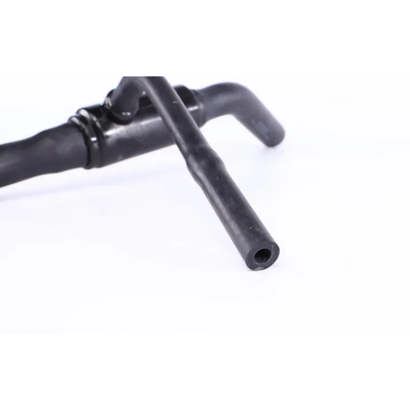 Патрубок системи охолодження MEYLE 119 121 0068 для Volkswagen Passat B3/B4 1991-1997 VR6