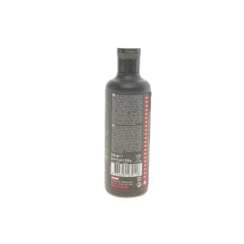 Засіб для догляду за шкіряним мотоекіпіруванням M3 Perfect Leather (250ml)