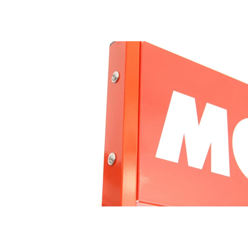 Стенд Motul під три бочки 60л (2000*700*540 мм) був у використанні